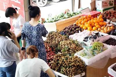 湛江水果价格上涨 市民“吃不起” 商家“没钱赚”?